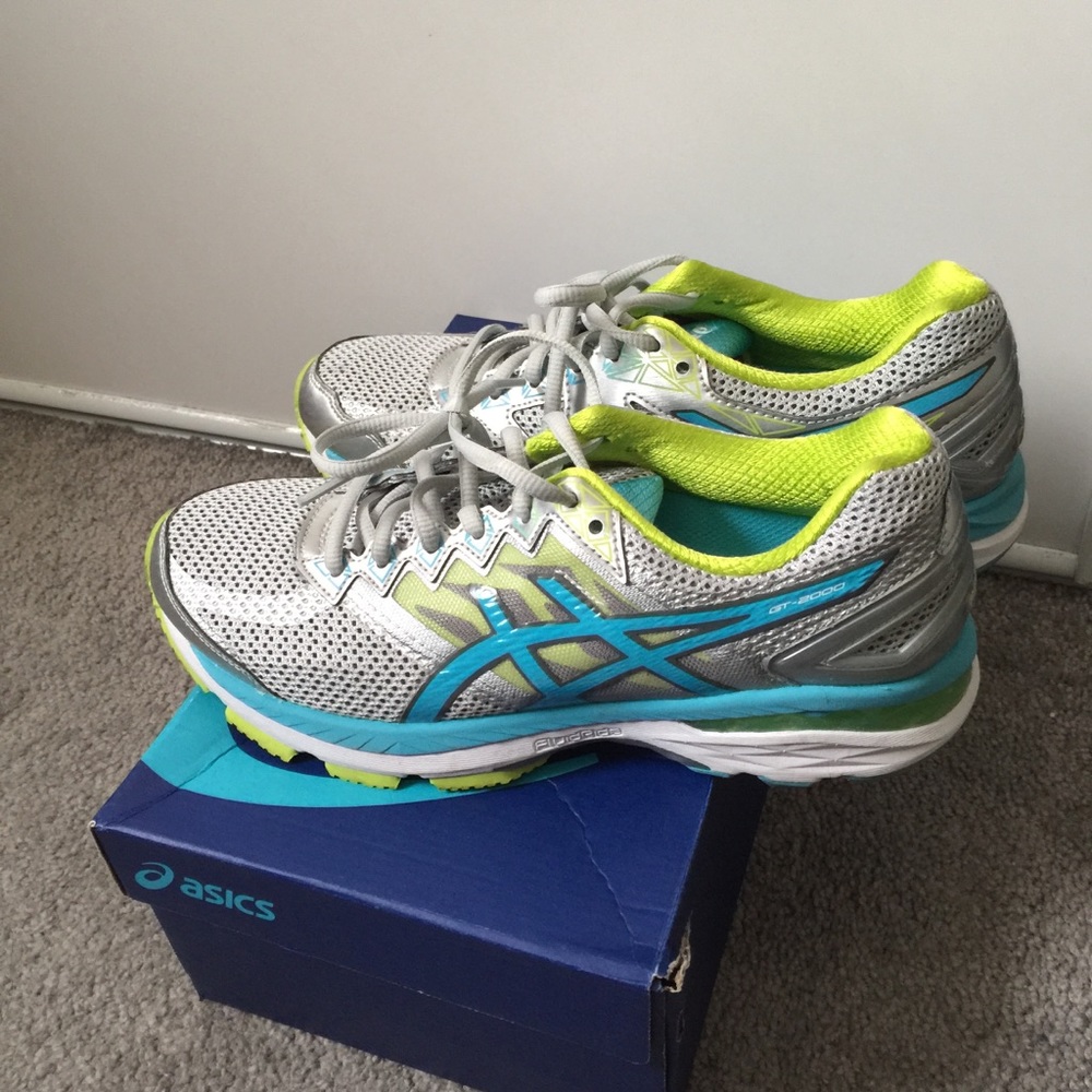 ASICS FluidRide G2000
